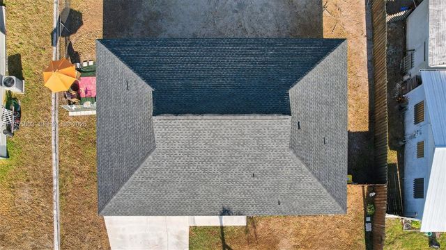 4543 SE Dryfus Ave, Stuart, FL 34997