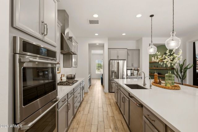 5660 N 85TH Drive, Glendale, AZ 85305