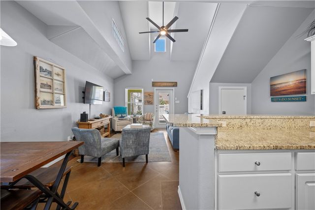 2212 State Highway 361 119, Port Aransas, TX 78373