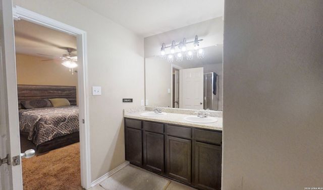 11607 Fort Smith, San Antonio, TX 78245