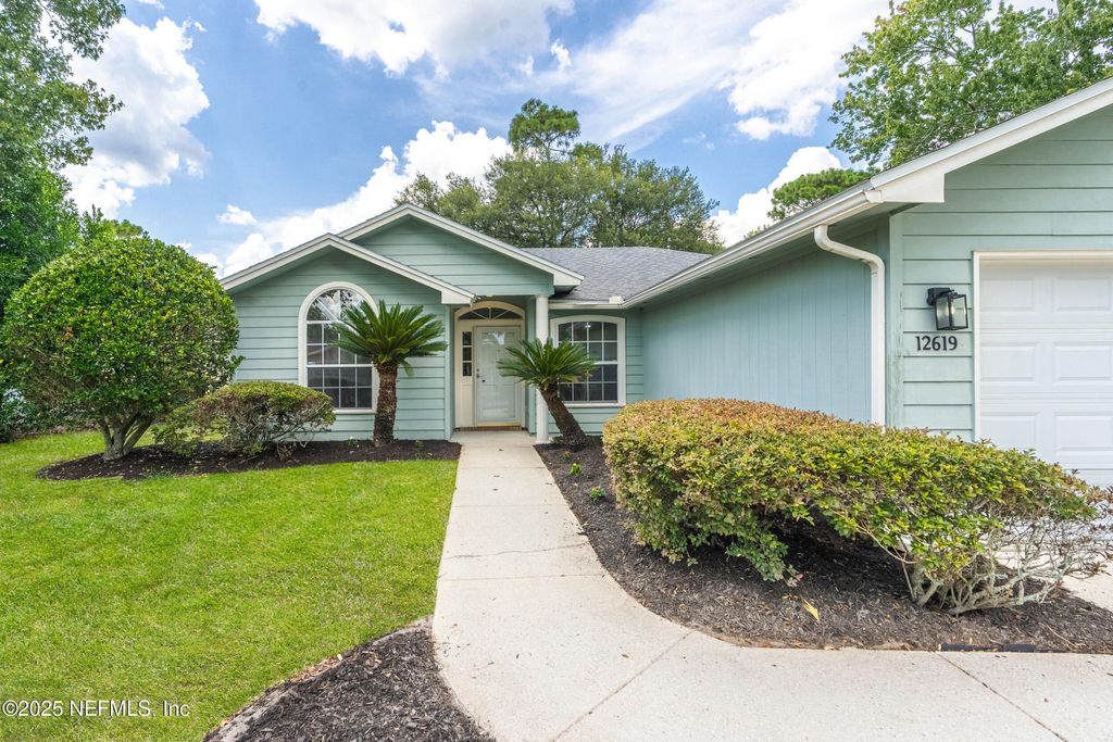 12619 FISH HAWK Lane, Jacksonville, FL 32225