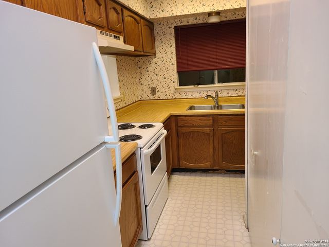 620 fern meadow, Universal City, TX 78148