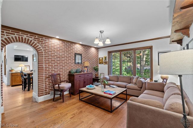 7725 Hearthstone Avenue NW, North Canton, OH 44720