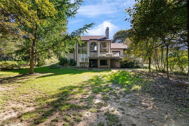 7725 Hearthstone Avenue NW, North Canton, OH 44720