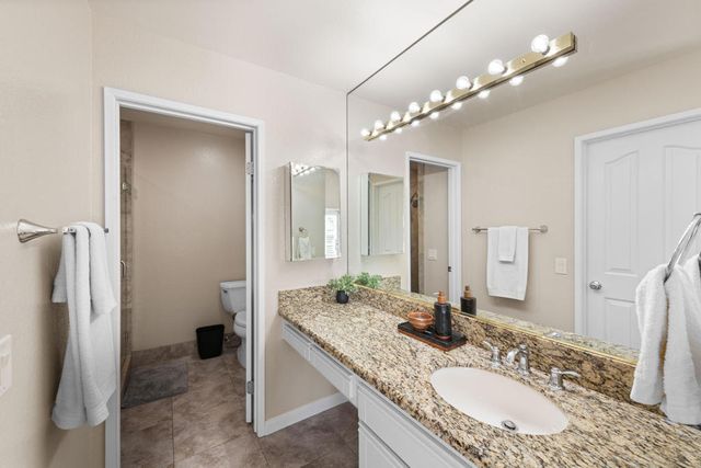 43754 Avenue Alicante, Palm Desert, CA 92211