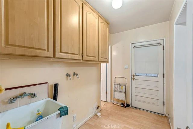 846 Amber Ct, Upland, CA 91786