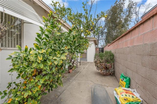 846 Amber Ct, Upland, CA 91786