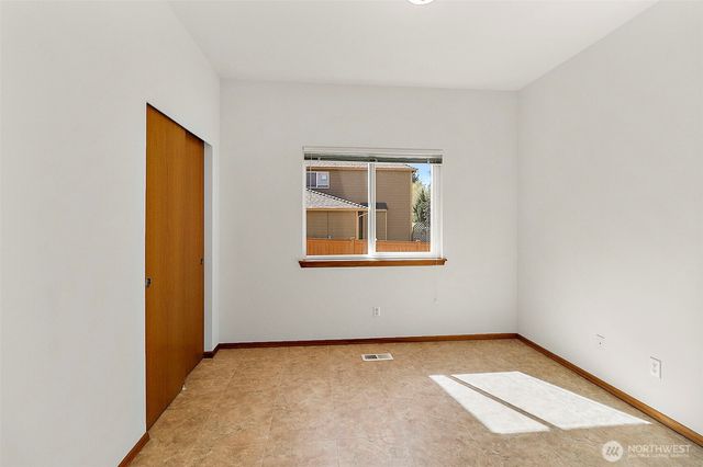 3247 Cedrona Drive NW, Olympia, WA 98502