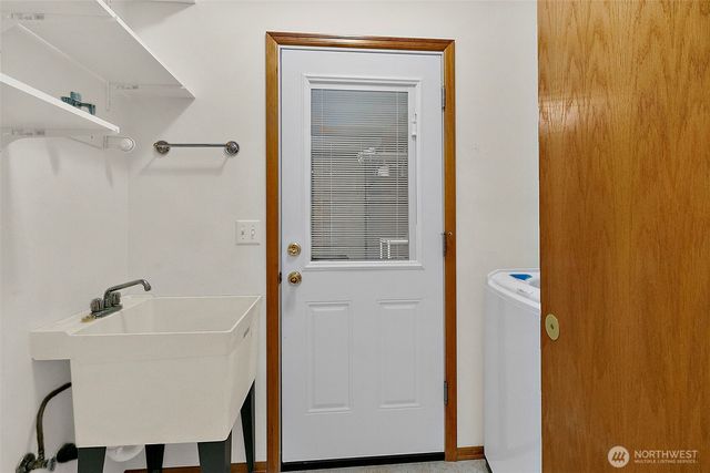 3247 Cedrona Drive NW, Olympia, WA 98502