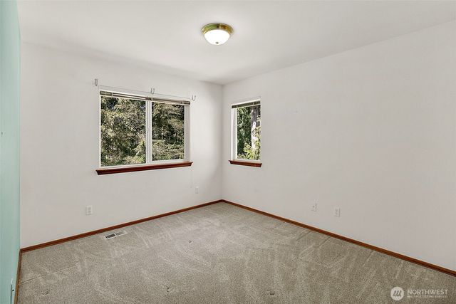 3247 Cedrona Drive NW, Olympia, WA 98502