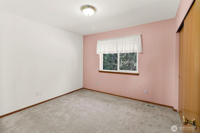 3247 Cedrona Drive NW, Olympia, WA 98502