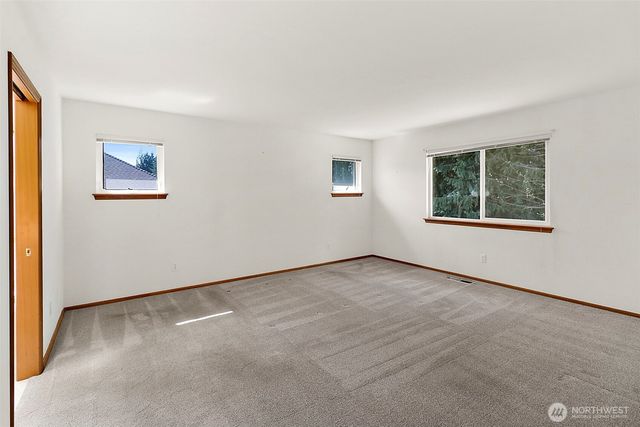 3247 Cedrona Drive NW, Olympia, WA 98502