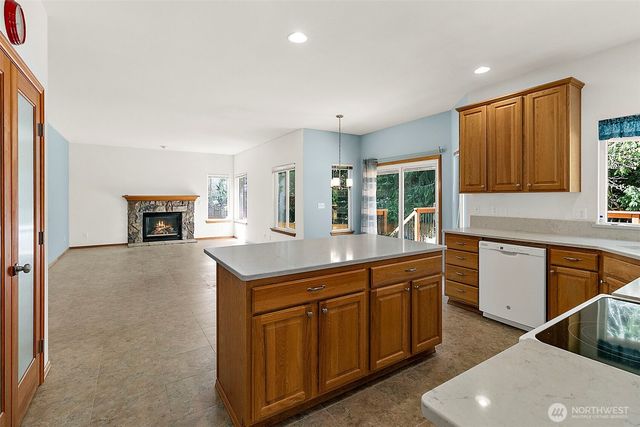 3247 Cedrona Drive NW, Olympia, WA 98502