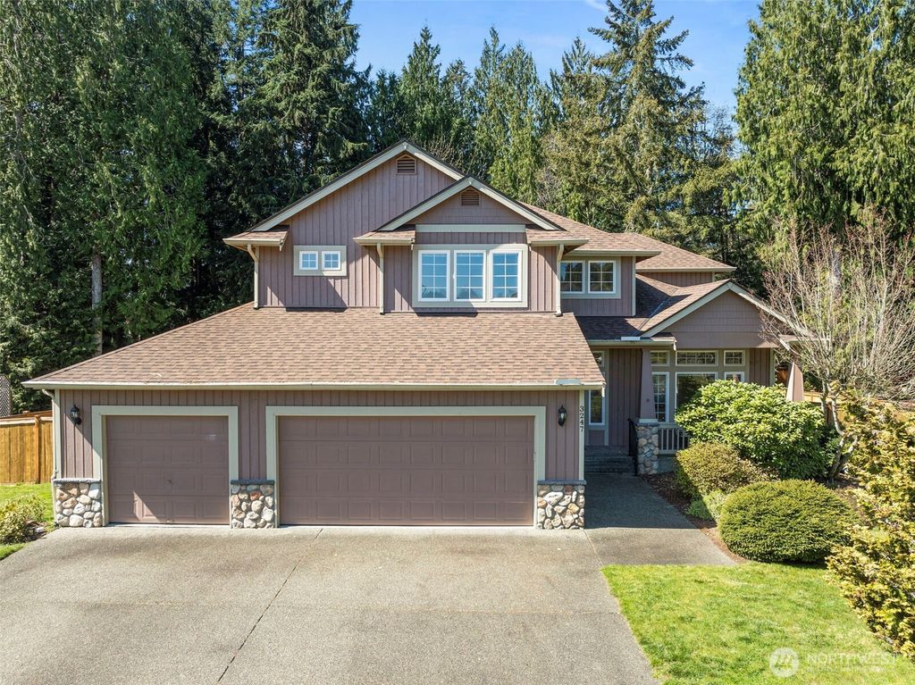 3247 Cedrona Drive NW, Olympia, WA 98502
