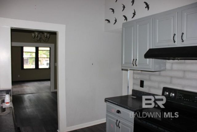 507 Palafox Street, Flomaton, AL 36441