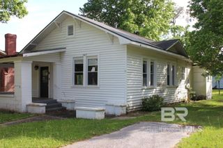 507 Palafox Street, Flomaton, AL 36441
