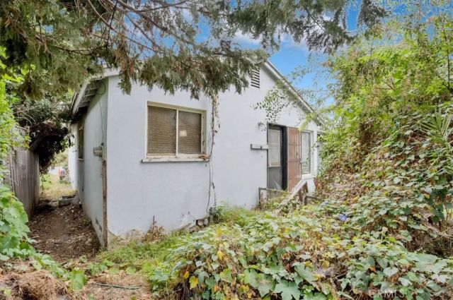 674 Capital, Costa Mesa, CA 92627