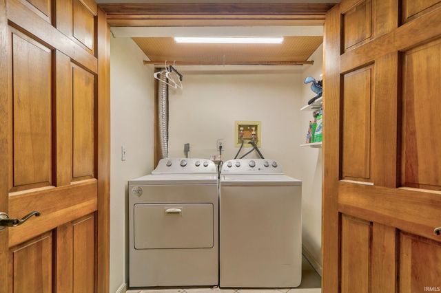 14701 Honeysuckle Drive, Evansville, IN 47725