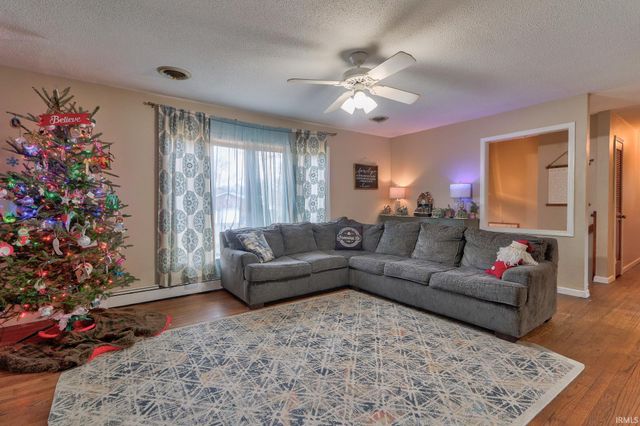 14701 Honeysuckle Drive, Evansville, IN 47725