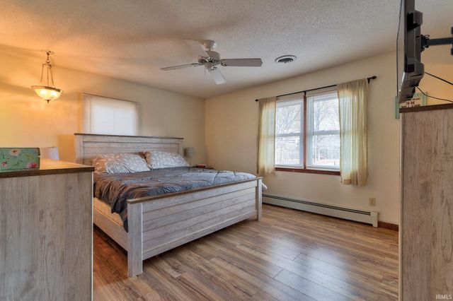 14701 Honeysuckle Drive, Evansville, IN 47725