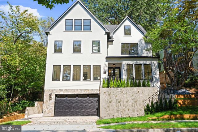 5631 MACARTHUR BLVD NW, Washington, DC 20016