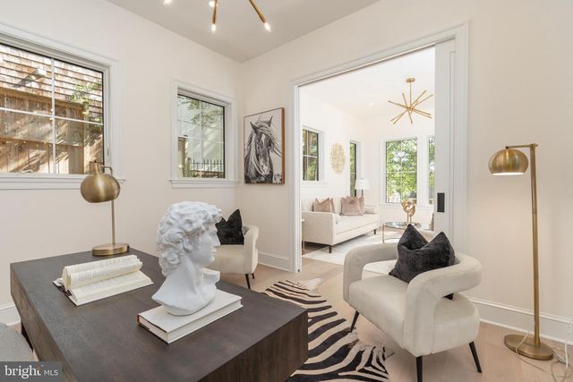 5631 MACARTHUR BLVD NW, Washington, DC 20016