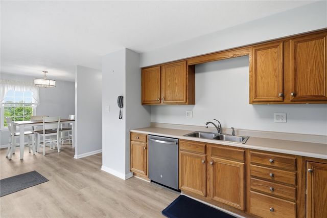 2000 Duncan Lane, Whitehall, PA 15236