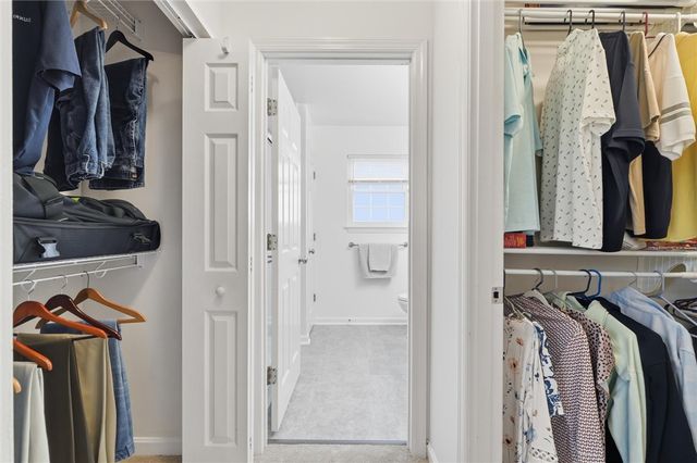 2000 Duncan Lane, Whitehall, PA 15236
