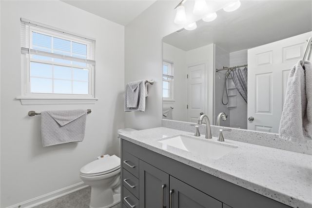 2000 Duncan Lane, Whitehall, PA 15236
