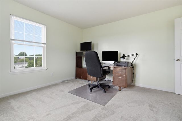 2000 Duncan Lane, Whitehall, PA 15236
