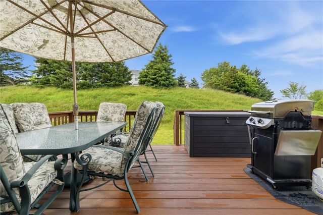 2000 Duncan Lane, Whitehall, PA 15236