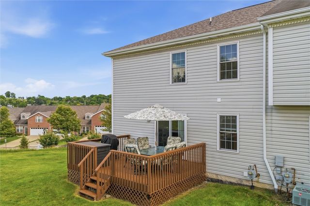 2000 Duncan Lane, Whitehall, PA 15236