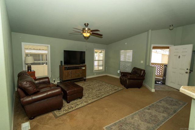 9395 Harritt Rd,144 144, Lakeside, CA 92040