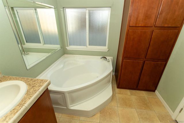 9395 Harritt Rd,144 144, Lakeside, CA 92040