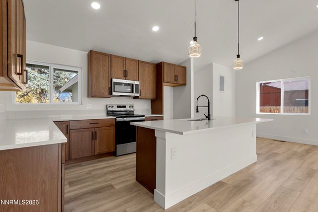 5665 Pelham Drive, Reno, NV 89502