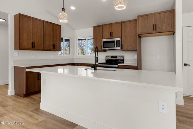 5665 Pelham Drive, Reno, NV 89502