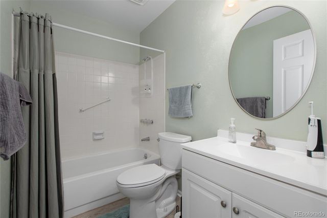 13777 E Marina Drive A, Aurora, CO 80014