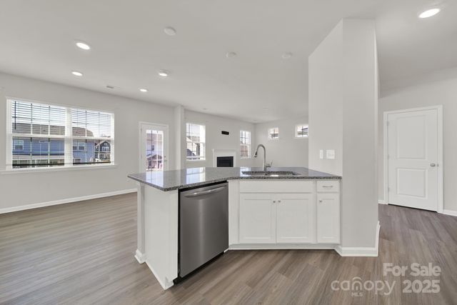 7721 Sea Turtle Way, Lancaster, SC 29720