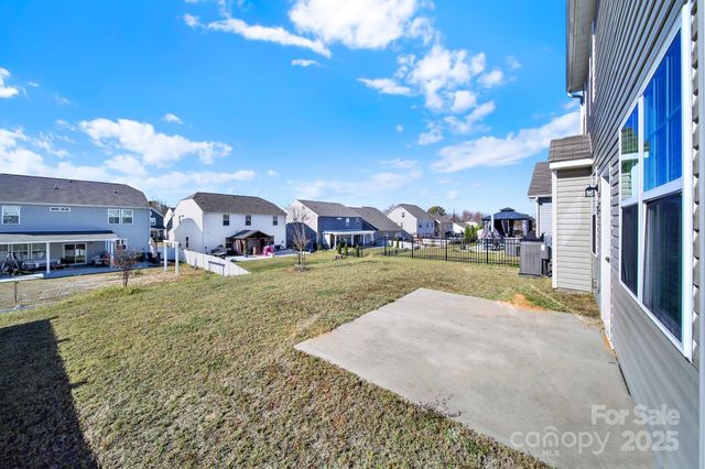 7721 Sea Turtle Way, Lancaster, SC 29720