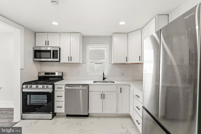 5507 JEFFERSON HEIGHTS DR, Capitol Heights, MD 20743