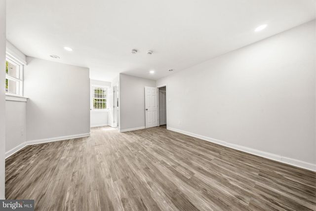 5507 JEFFERSON HEIGHTS DR, Capitol Heights, MD 20743