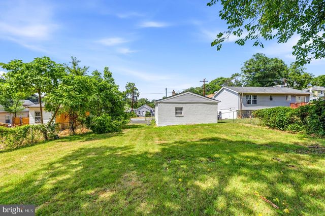 5507 JEFFERSON HEIGHTS DR, Capitol Heights, MD 20743
