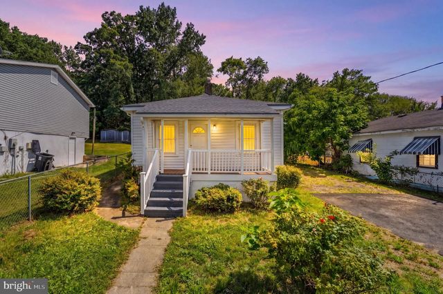 5507 JEFFERSON HEIGHTS DR, Capitol Heights, MD 20743