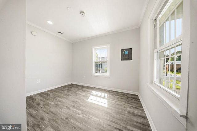 5507 JEFFERSON HEIGHTS DR, Capitol Heights, MD 20743