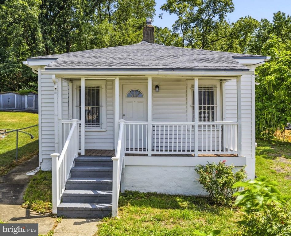 5507 JEFFERSON HEIGHTS DR, Capitol Heights, MD 20743