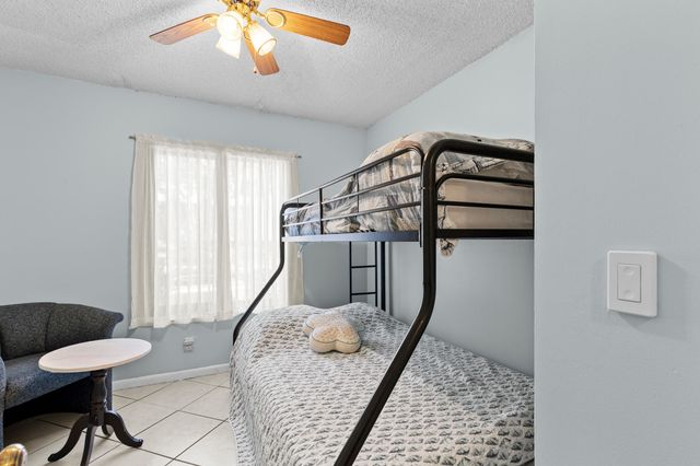 1004 Green Pine Boulevard A1, West Palm Beach, FL 33409