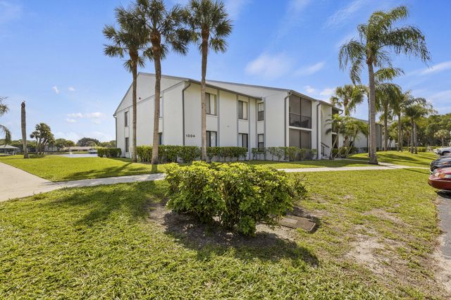 1004 Green Pine Boulevard A1, West Palm Beach, FL 33409