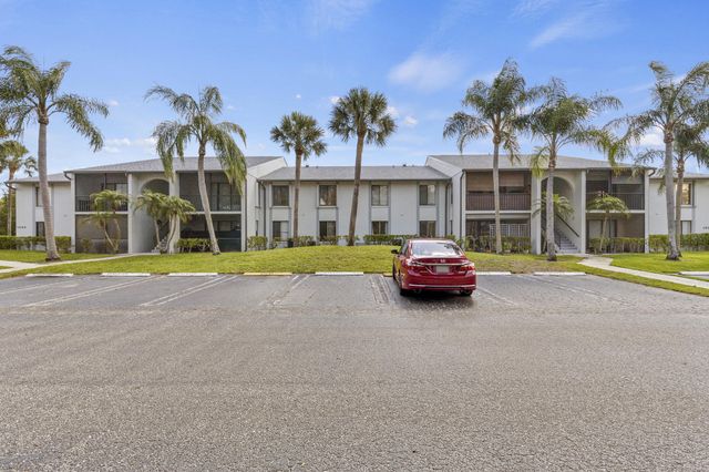 1004 Green Pine Boulevard A1, West Palm Beach, FL 33409