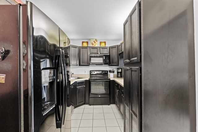 1004 Green Pine Boulevard A1, West Palm Beach, FL 33409