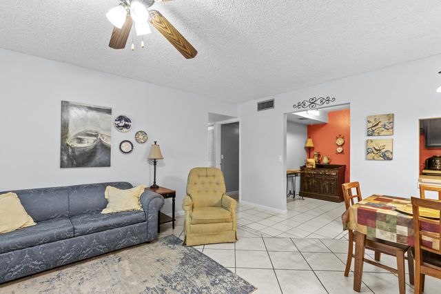 1004 Green Pine Boulevard A1, West Palm Beach, FL 33409